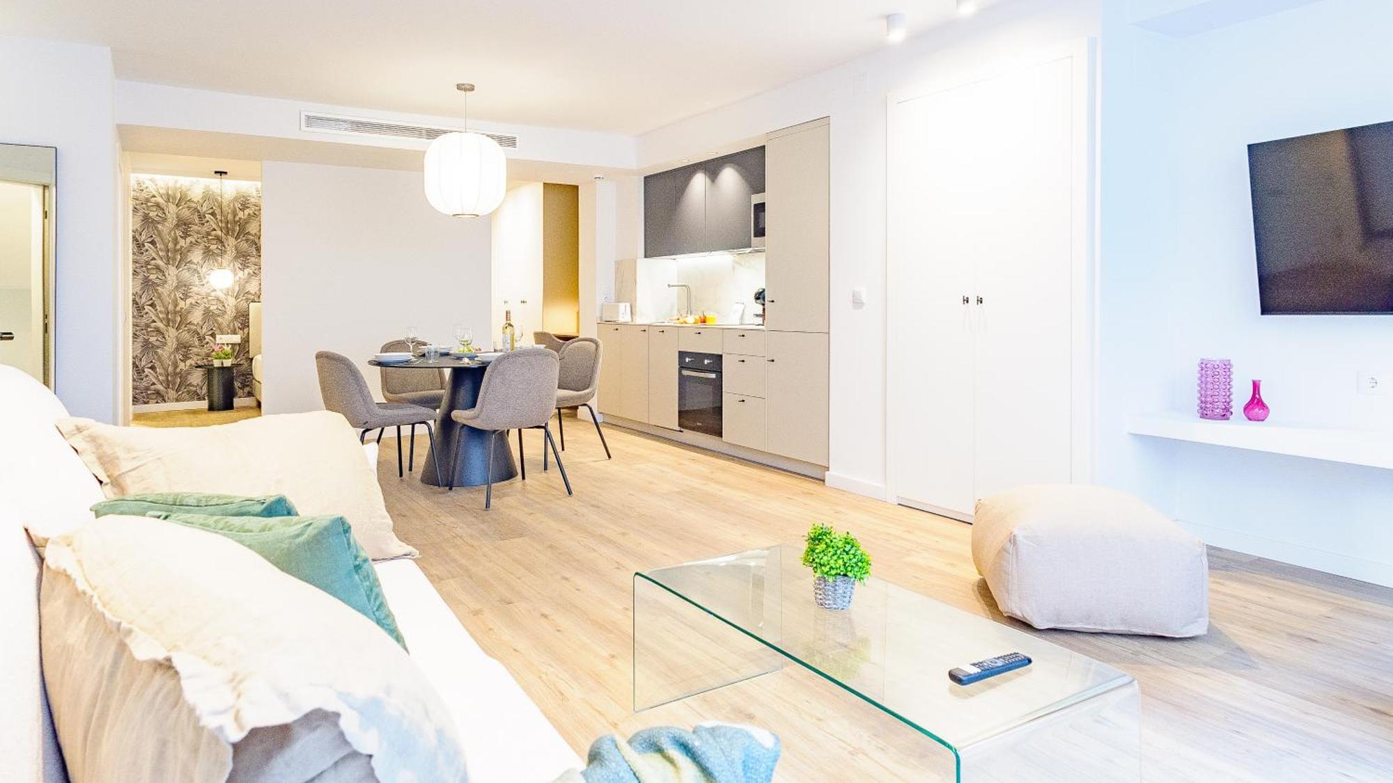 Myflats Premier Suites Alicante Exterior photo