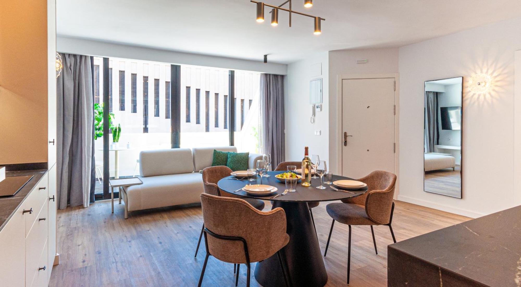 Myflats Premier Suites Alicante Exterior photo