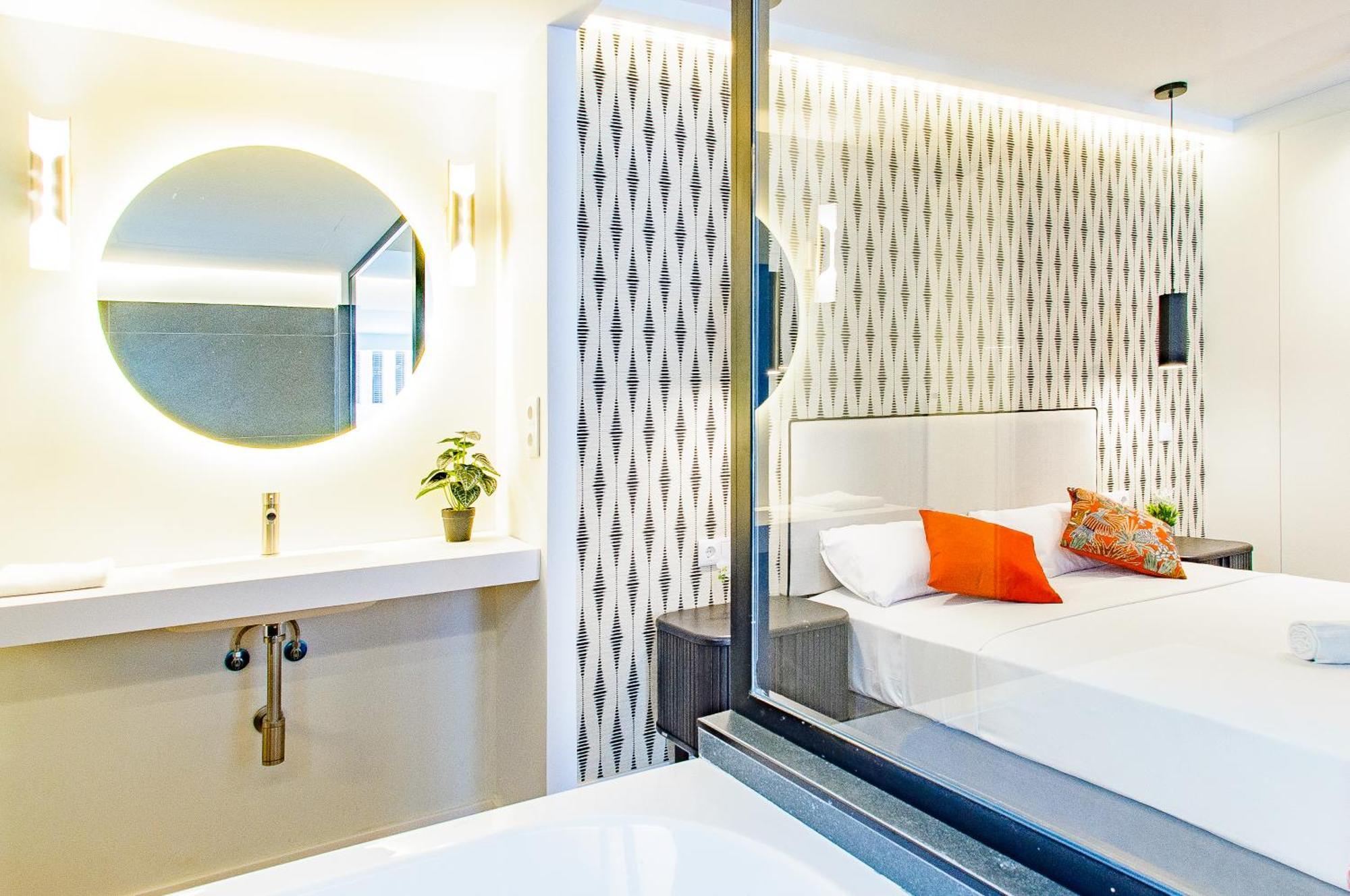 Myflats Premier Suites Alicante Exterior photo